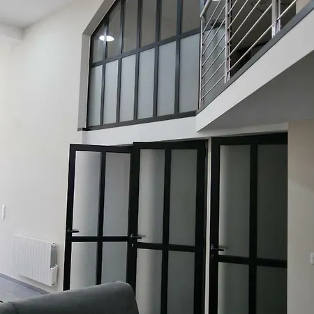 Appartement Grand Loft Chic Et Moderne, Deco Industrielle *